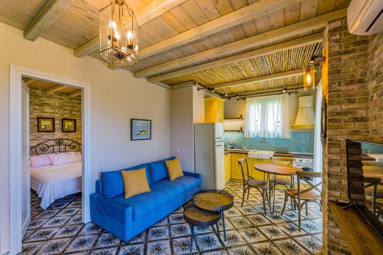 Mediterraneo Luxury Suites Halkidiki 보우르보우로우 외부 사진