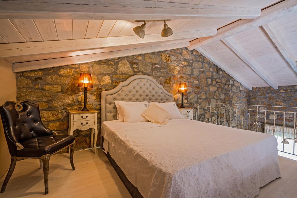 Mediterraneo Luxury Suites Halkidiki 보우르보우로우 외부 사진