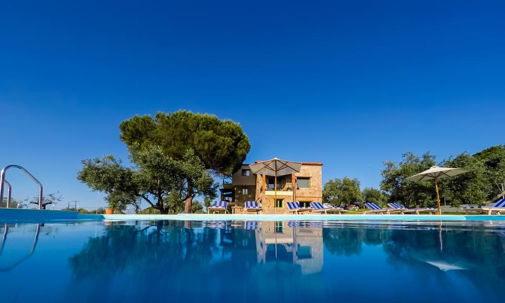 Mediterraneo Luxury Suites Halkidiki 보우르보우로우 외부 사진