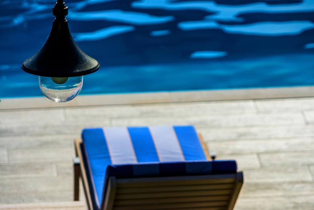 Mediterraneo Luxury Suites Halkidiki 보우르보우로우 외부 사진