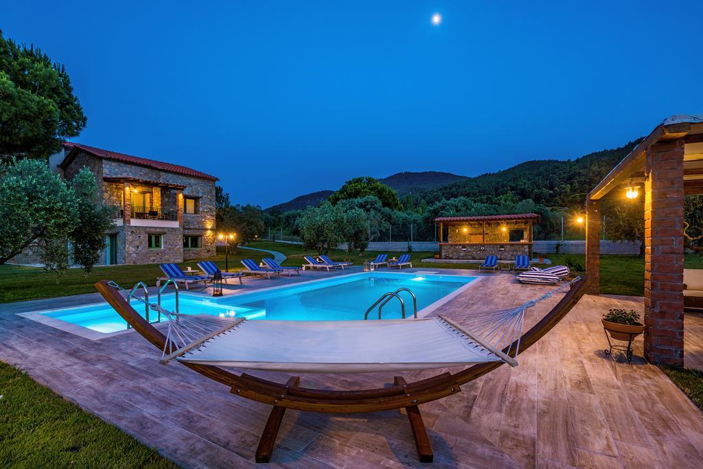 Mediterraneo Luxury Suites Halkidiki 보우르보우로우 외부 사진