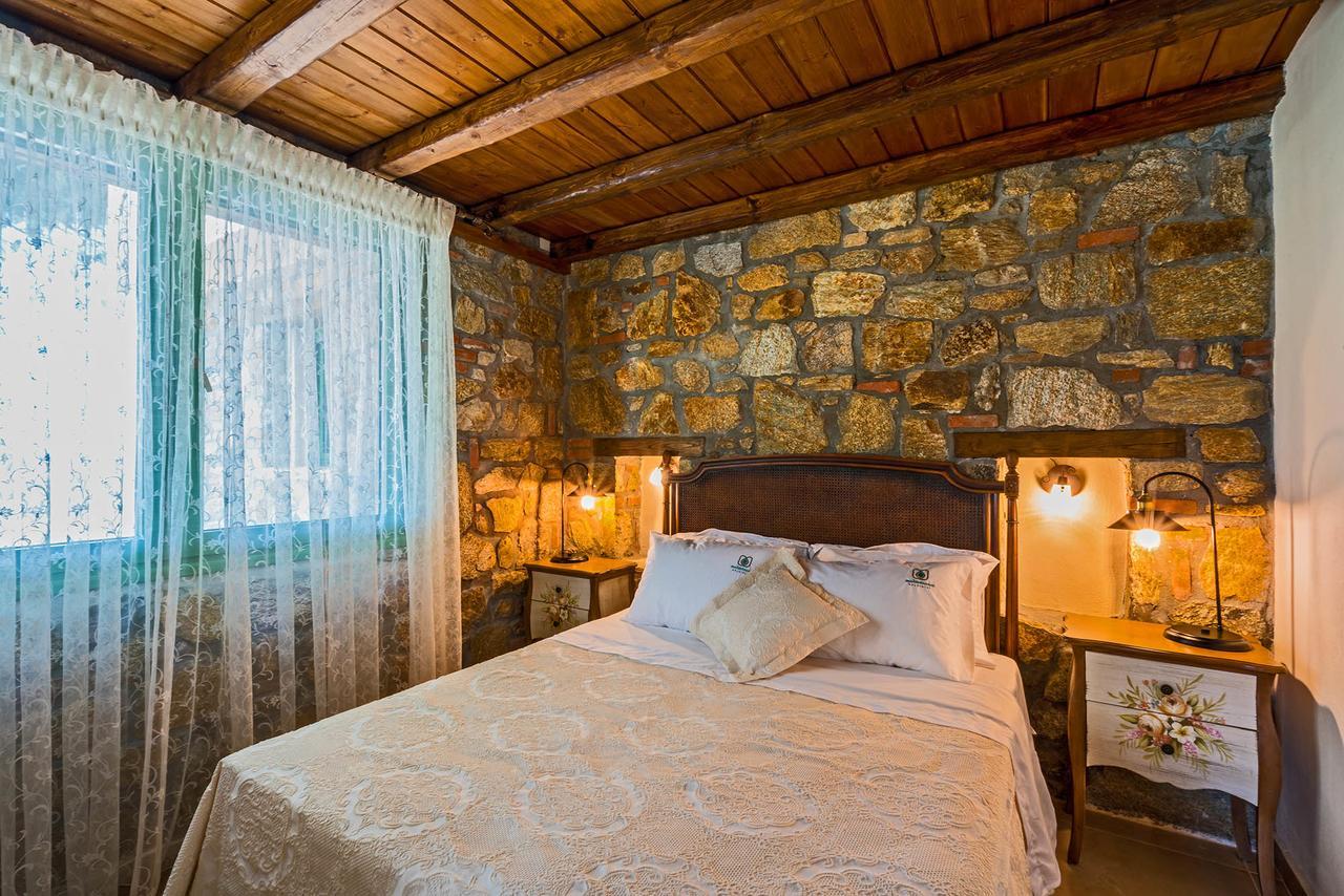Mediterraneo Luxury Suites Halkidiki 보우르보우로우 외부 사진